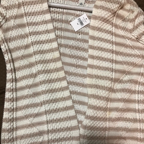 Sweater - Picture 5 of 7